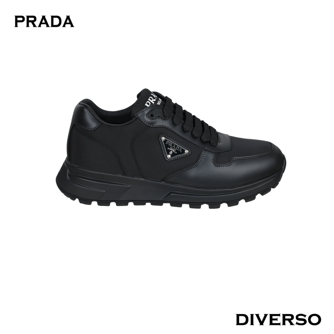 كوتشي PRADA