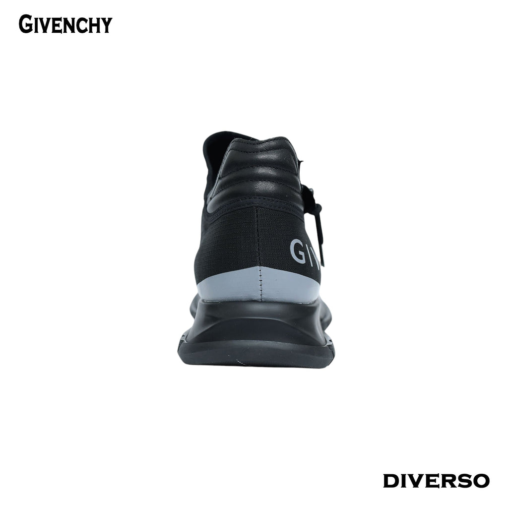 كوتشي رجاليGIVENCHY