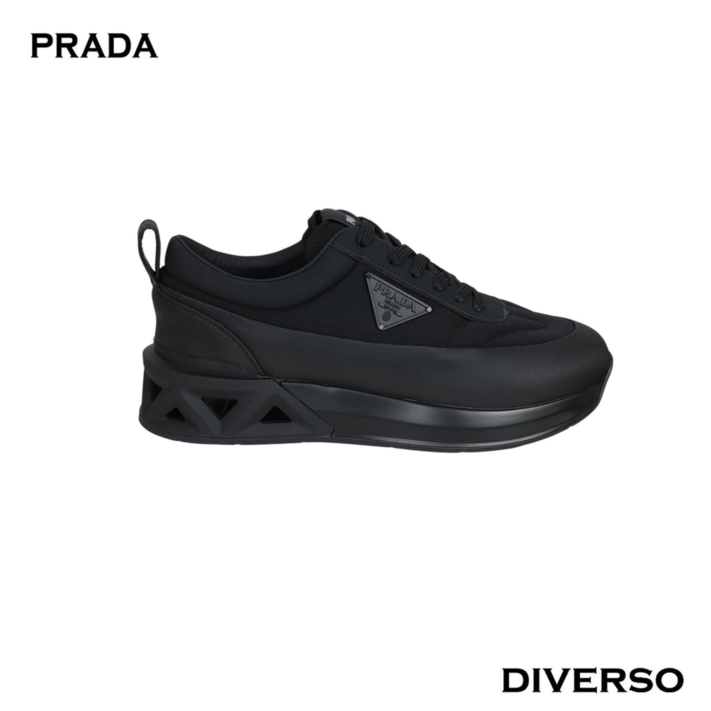 كوتشي PRADA