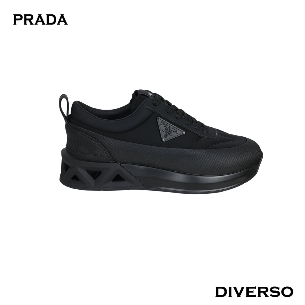 كوتشي PRADA