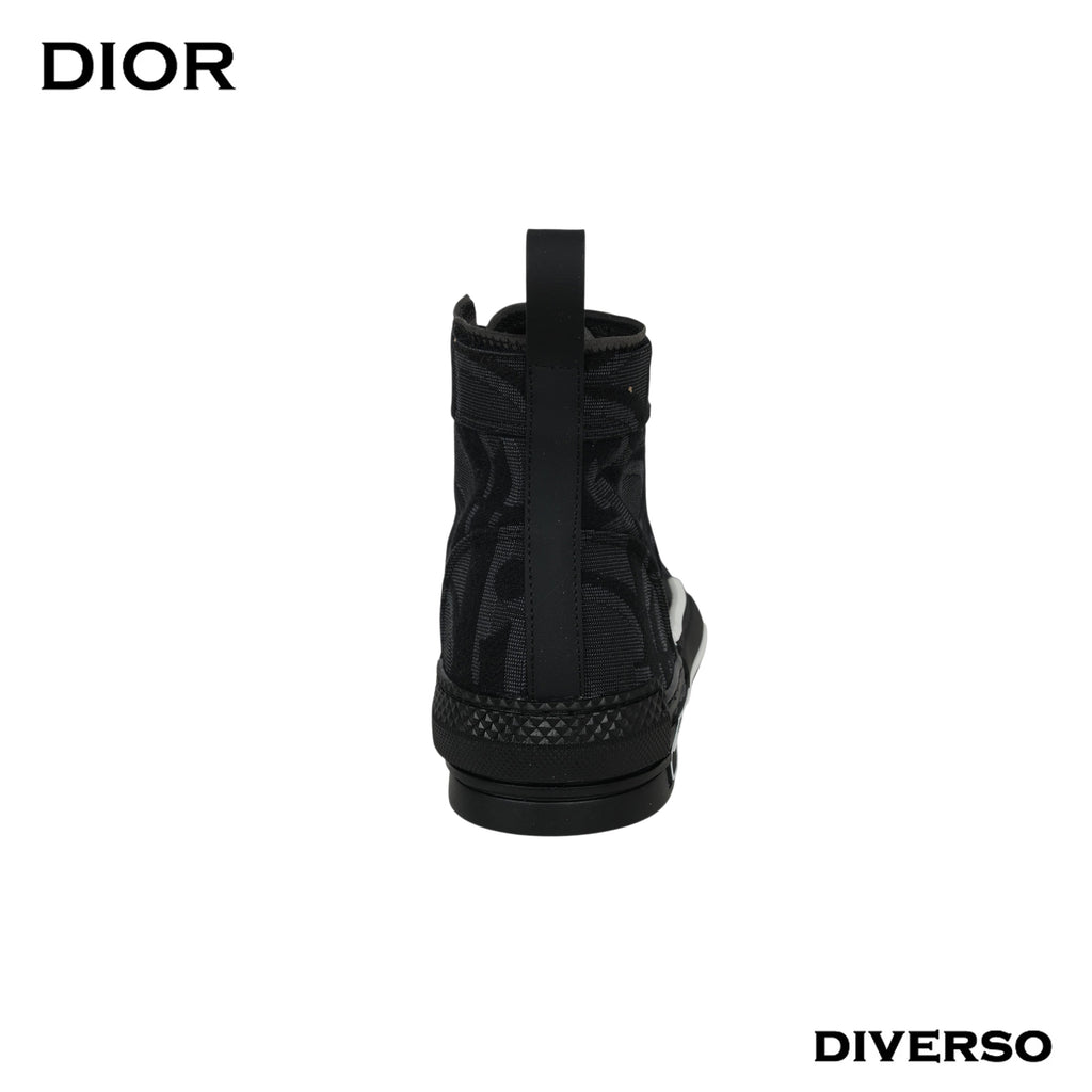 كوتشي DIOR