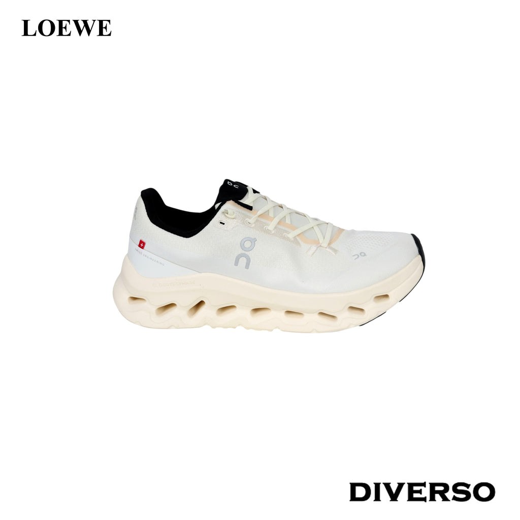 كوتشي رجالي LOEWE