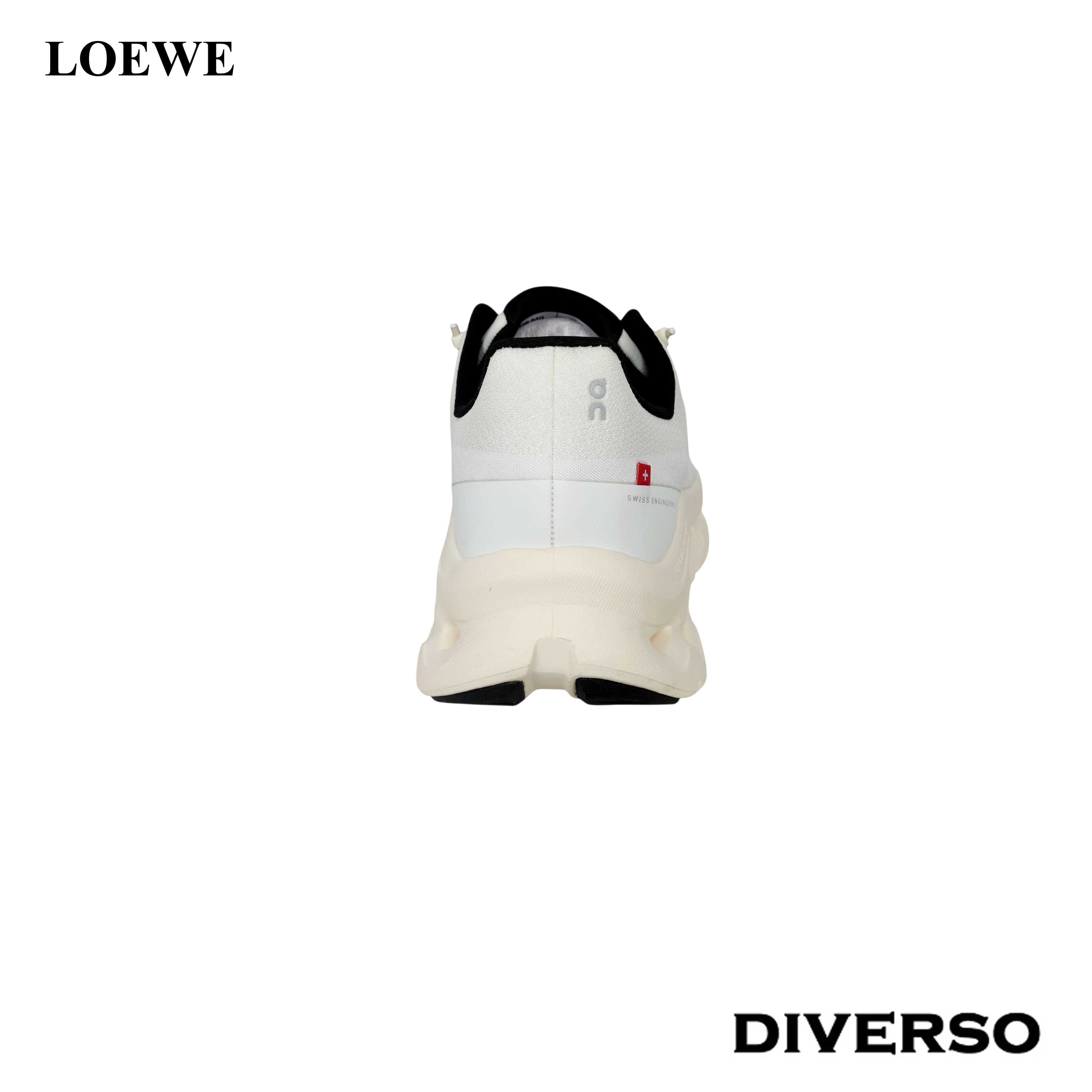 كوتشي رجالي LOEWE
