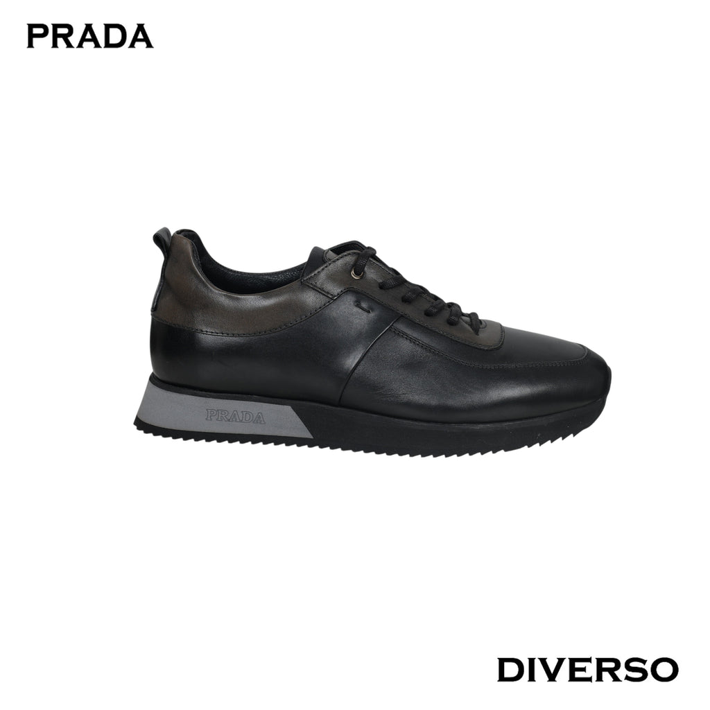 كوتشي PRADA