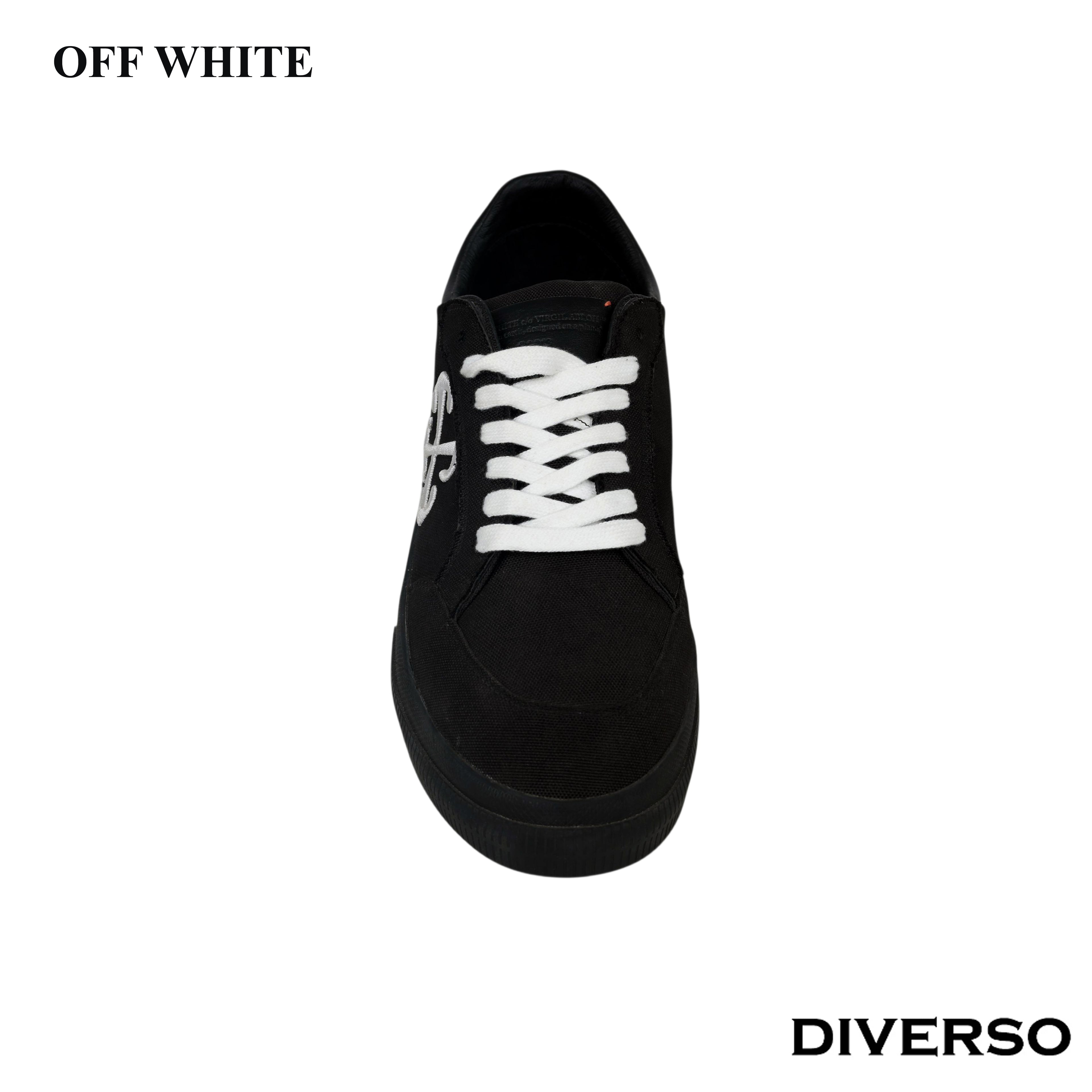 كوتشي رجالي OFF WHITE